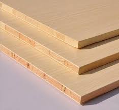 BLOCK BOARD 18MM(UG)